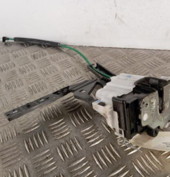 Serrure avant droit ALFA ROMEO 159