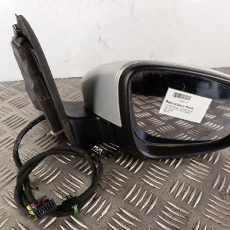 Retroviseur droit VOLKSWAGEN GOLF 6