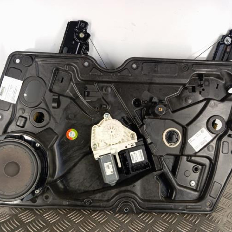 Leve vitre electrique avant droit VOLKSWAGEN GOLF 6