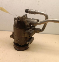 Compresseur clim VOLKSWAGEN GOLF 6 Photo n°1