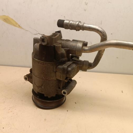 Compresseur clim VOLKSWAGEN GOLF 6 Photo n°1