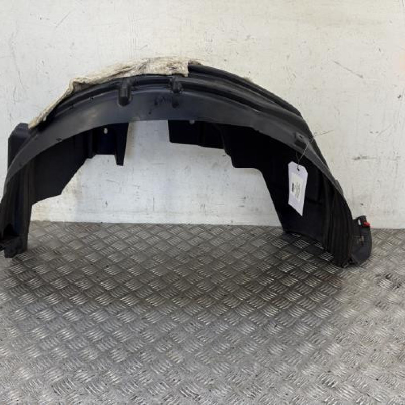 Pare boue arriere gauche PEUGEOT 2008 2