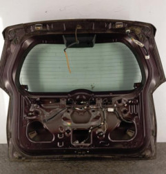 Malle/Hayon arriere TOYOTA VERSO-S Photo n°7