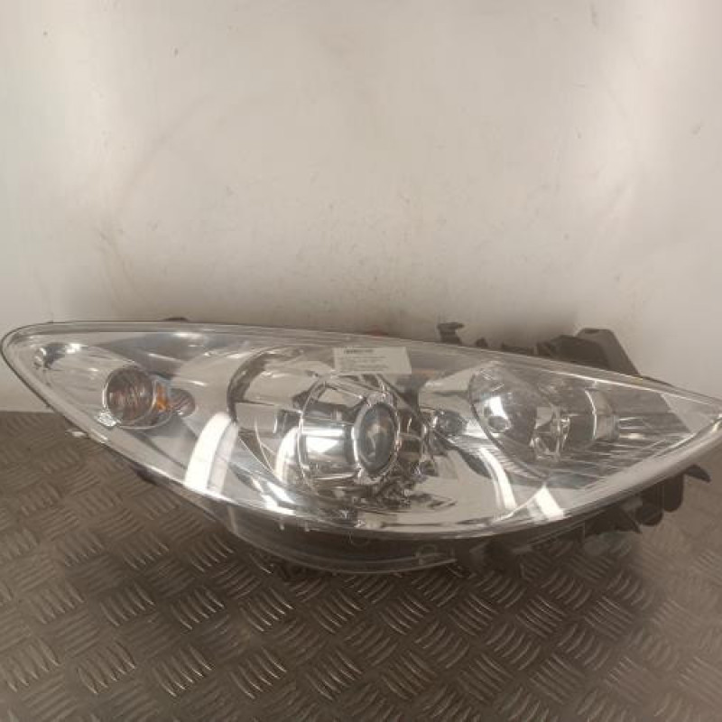 Optique avant principal droit (feux)(phare) PEUGEOT 307