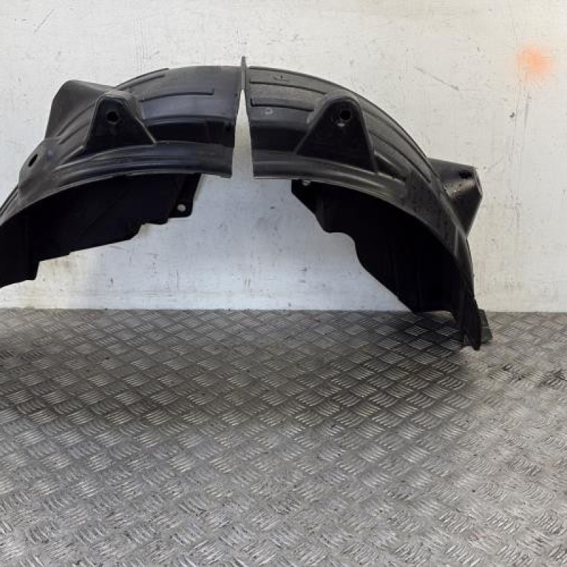 Pare boue arriere gauche RENAULT ARKANA