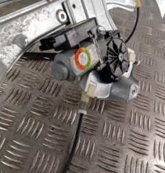 Leve vitre electrique avant droit RENAULT CLIO 3 Photo n°3