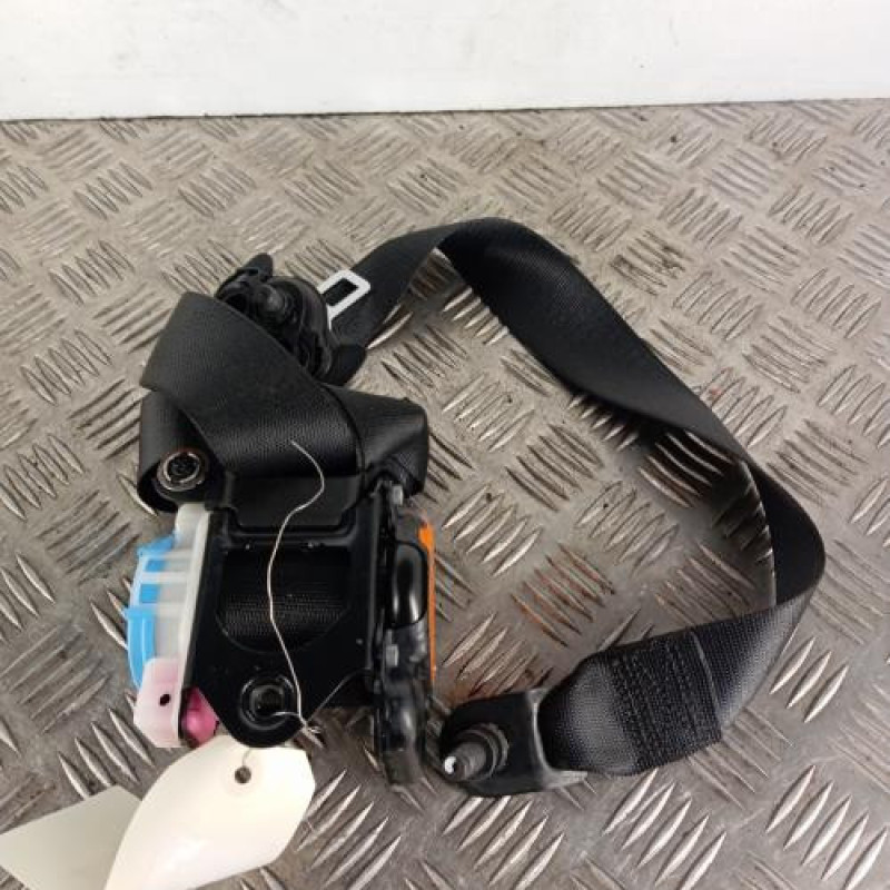 Ceinture avant droit MERCEDES CLASSE B 246 Ceinture avant droit MERCEDES CLASSE B 246