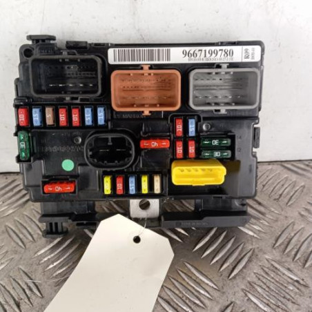 Boitier servitude moteur (BSM) PEUGEOT 207 Photo n°1