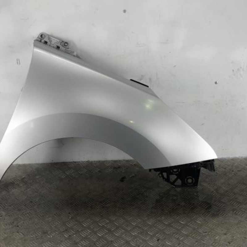 Aile avant droit PEUGEOT 5008 1