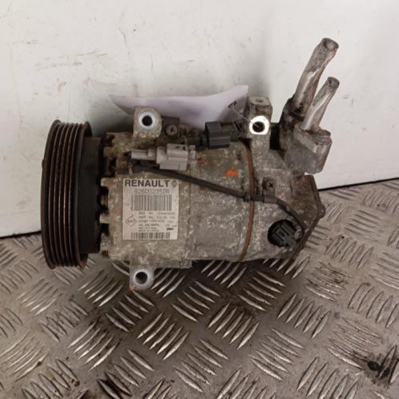 Compresseur clim RENAULT CLIO 4