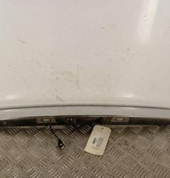 Bouton de coffre MERCEDES CLASSE B 246 Photo n°1