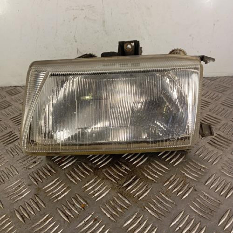 Optique avant principal gauche (feux)(phare) SEAT CORDOBA 1