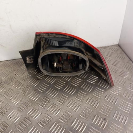 Feu arriere principal gauche (feux) RENAULT LAGUNA 2