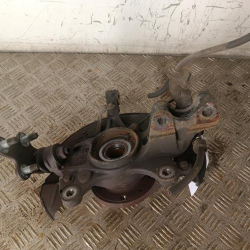 Moyeu avant gauche PEUGEOT 308 2