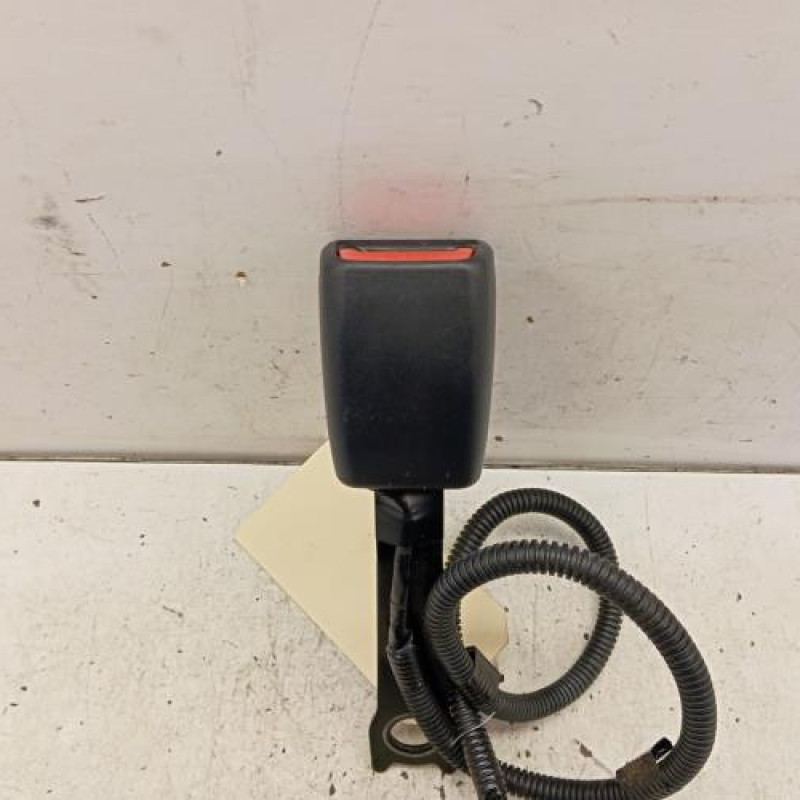 Attache ceinture avant gauche TOYOTA RAV4 4