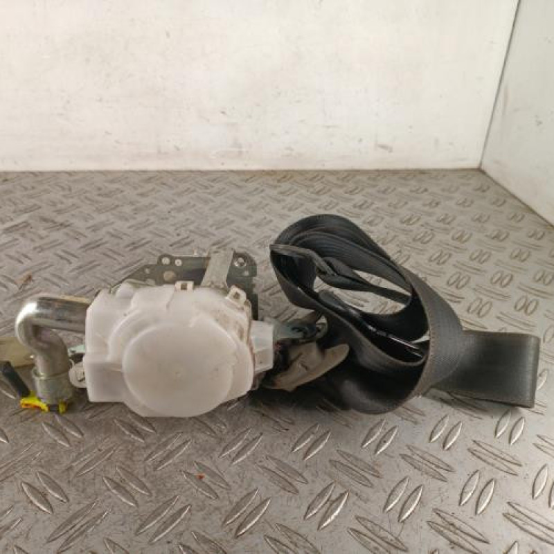 Ceinture avant gauche TOYOTA RAV4 3
