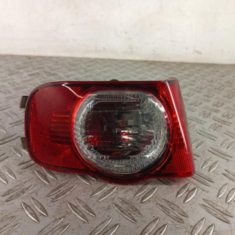 Feu de pare choc arriere gauche CITROEN C3 PICASSO Feu de pare choc arriere gauche CITROEN C3 PICASSO