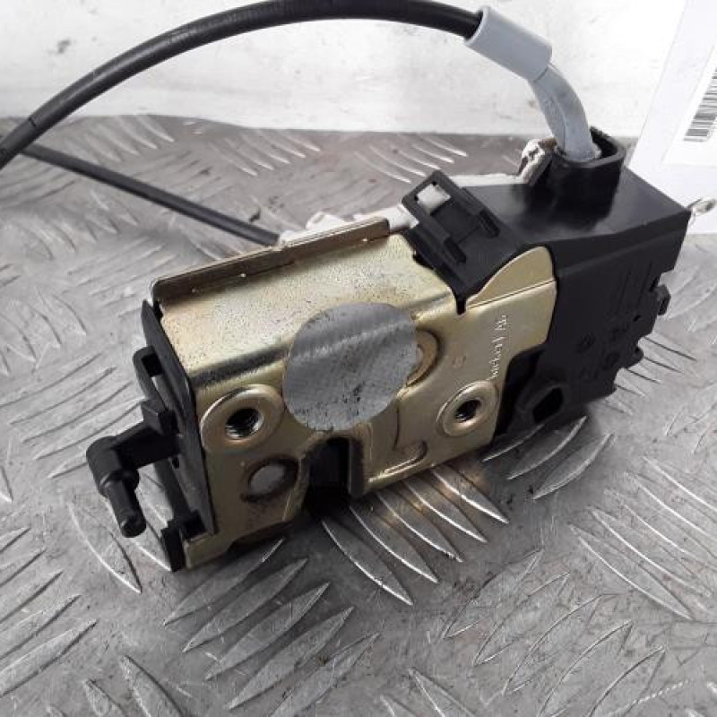 Serrure avant droit CITROEN C4 1