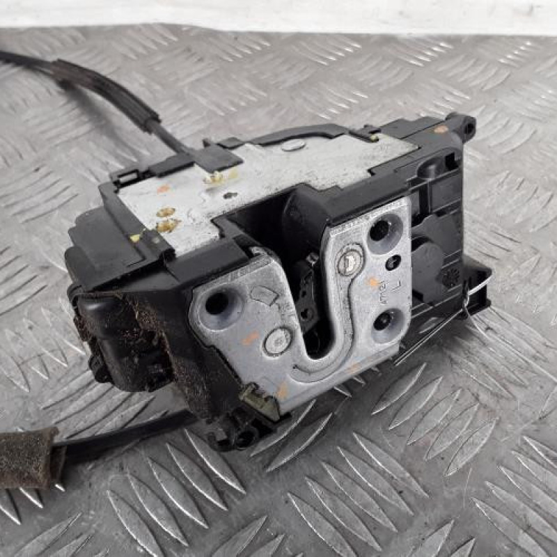 Serrure de porte de coffre gauche RENAULT KANGOO 2