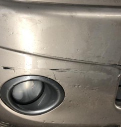 Pare choc avant NISSAN NOTE 1 Photo n°4