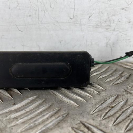 Bouton de coffre RENAULT MEGANE 4 Photo n°1