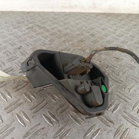 Platine feu arriere droit RENAULT CLIO 3