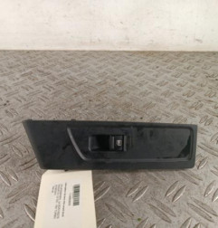 Interrupteur de leve vitre avant droit VOLKSWAGEN PASSAT 6 Photo n°1