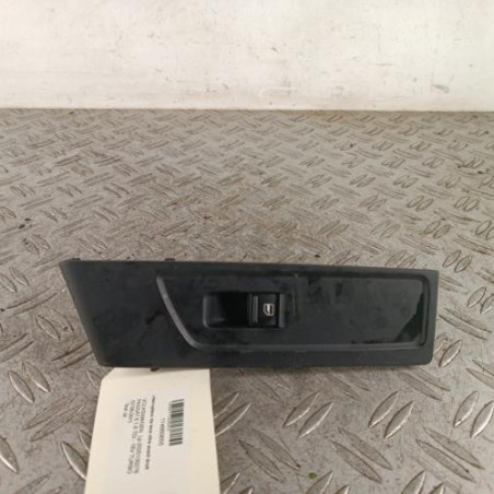 Interrupteur de leve vitre avant droit VOLKSWAGEN PASSAT 6 Photo n°1