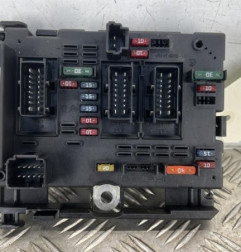 Boitier servitude moteur (BSM) PEUGEOT 206 Photo n°1