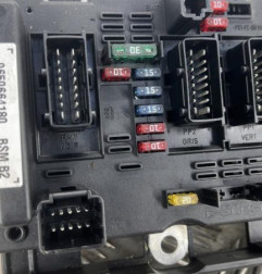 Boitier servitude moteur (BSM) PEUGEOT 206