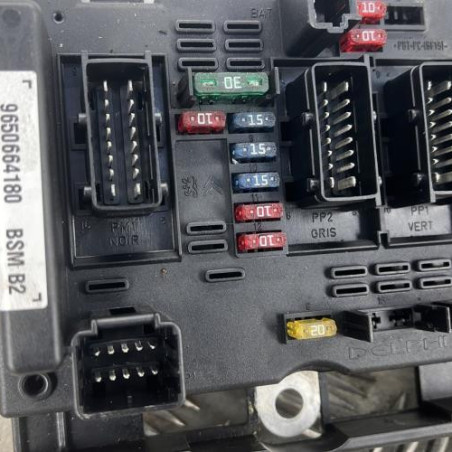 Boitier servitude moteur (BSM) PEUGEOT 206