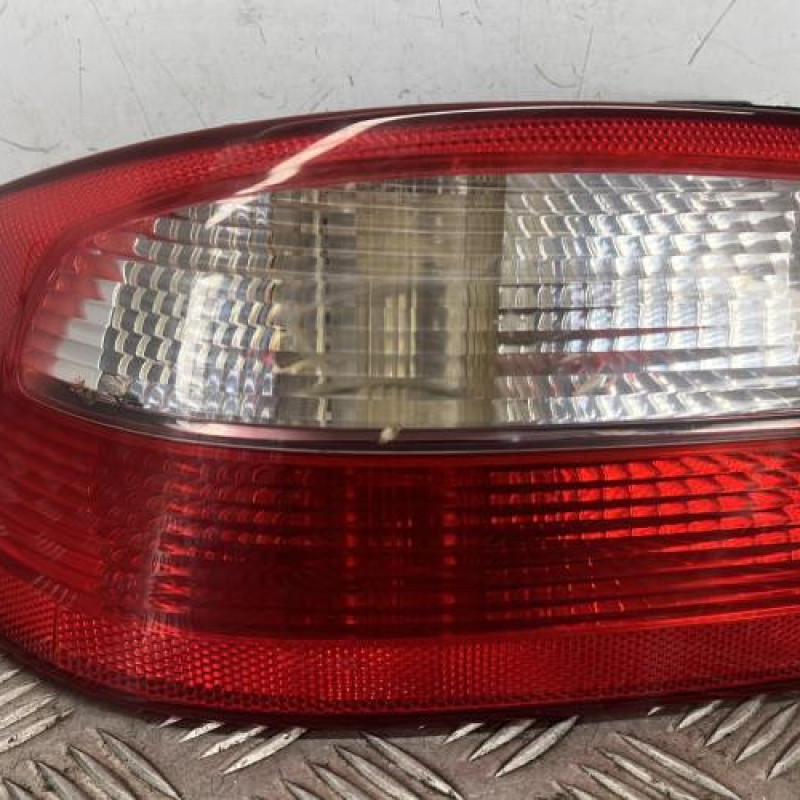 Feu arriere principal droit (feux) RENAULT LAGUNA 2