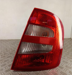 Feu arriere principal droit (feux) SKODA FABIA 1 Photo n°1