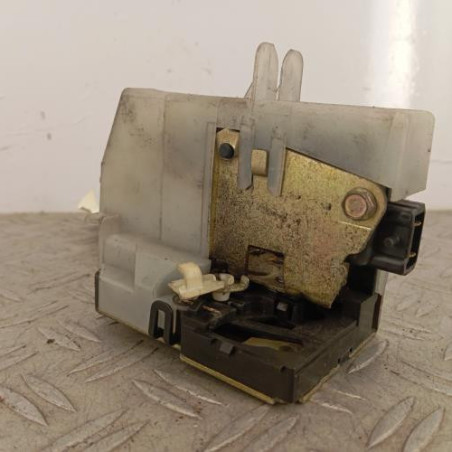 Serrure arriere droit RENAULT CLIO 2