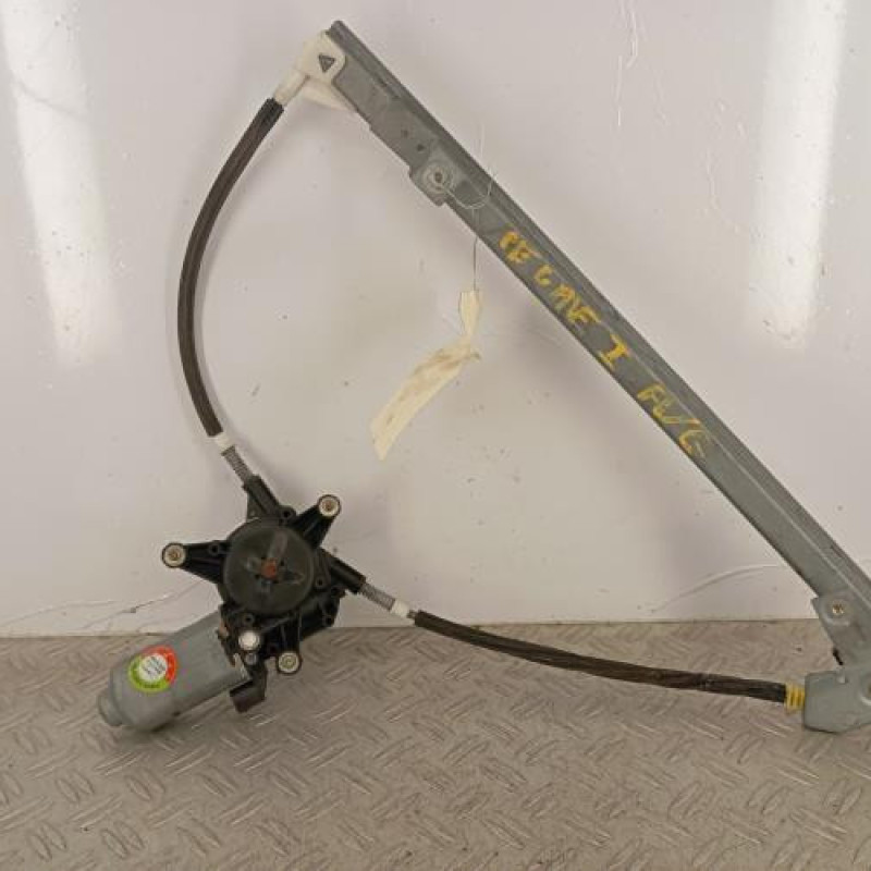 Leve vitre electrique avant gauche RENAULT MEGANE 1