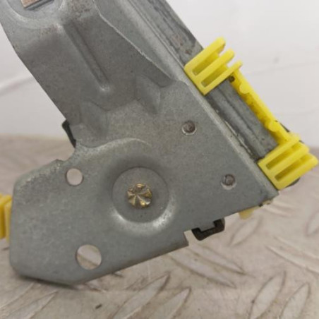 Leve vitre electrique avant gauche RENAULT MEGANE 1