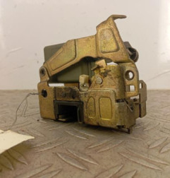 Serrure arriere droit RENAULT MEGANE 1