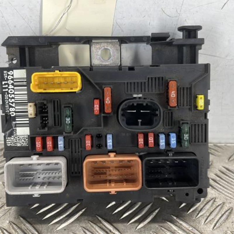 Boitier servitude moteur (BSM) PEUGEOT 307 Boitier servitude moteur (BSM) PEUGEOT 307