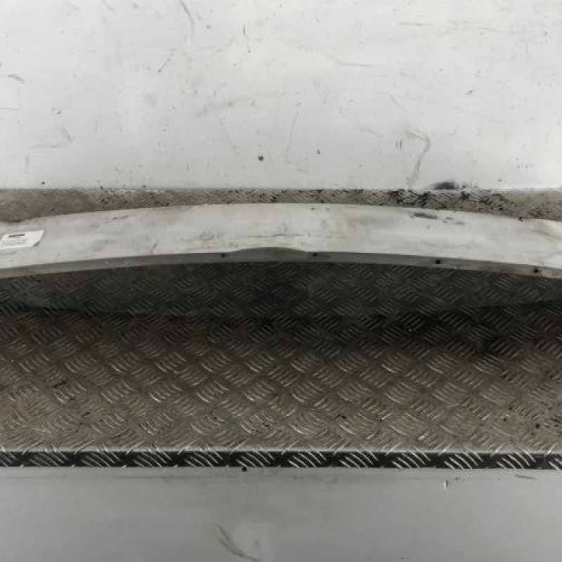 Renfort pare choc avant (traverse) MERCEDES CLASSE B 246