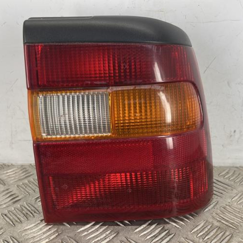 Feu arriere principal droit (feux) OPEL VECTRA A