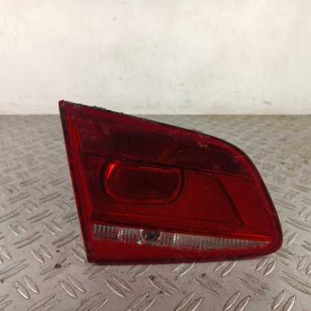 Feu arriere secondaire gauche (feux) VOLKSWAGEN PASSAT 6 Photo n°1