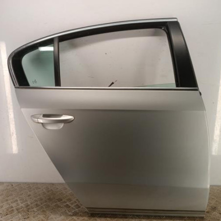 Porte arriere droit VOLKSWAGEN PASSAT 6 Photo n°1