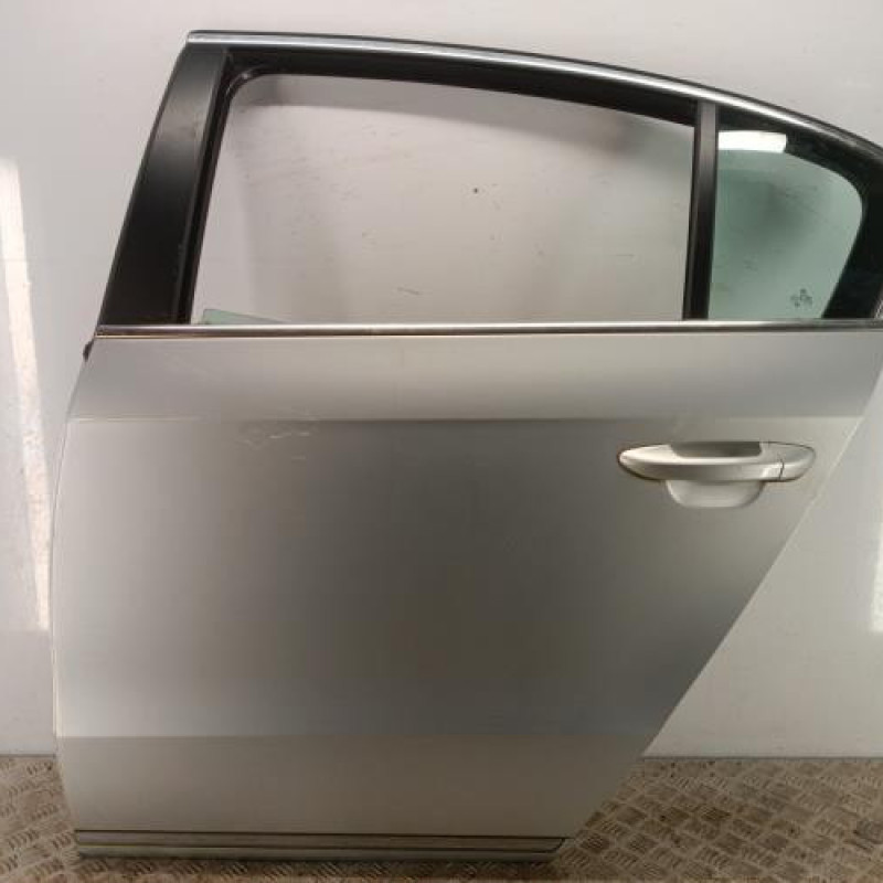 Porte arriere gauche VOLKSWAGEN PASSAT 6