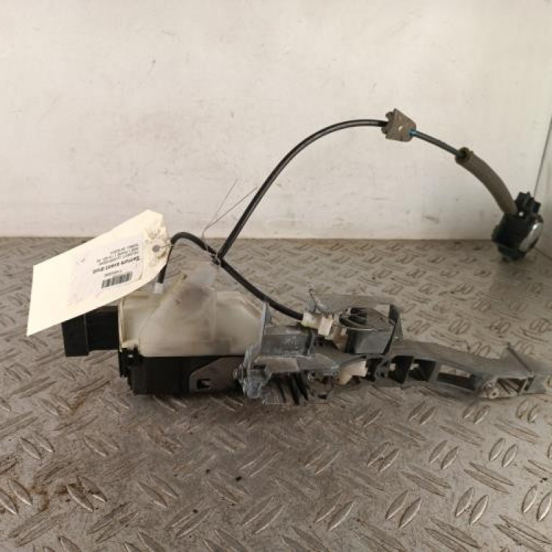 Serrure avant droit PEUGEOT 3008 1 Serrure avant droit PEUGEOT 3008 1