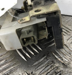 Serrure arriere droit RENAULT CLIO 2 Photo n°3