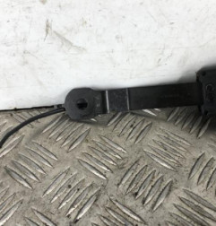 Attache ceinture avant gauche RENAULT CLIO 3