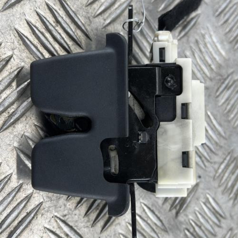 Serrure de hayon RENAULT MEGANE 2