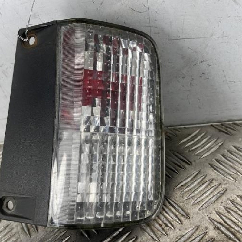 Feu de pare choc arriere gauche OPEL VIVARO 1 Feu de pare choc arriere gauche OPEL VIVARO 1