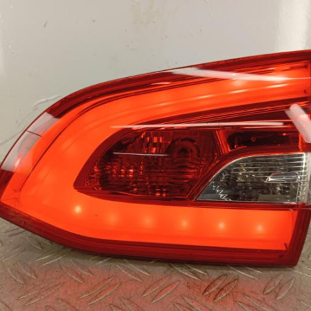 Feu arriere secondaire droit (feux) PEUGEOT 308 2 SW Photo n°1
