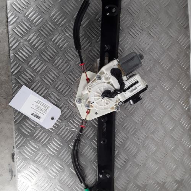 Leve vitre electrique arriere droit BMW X3 E83